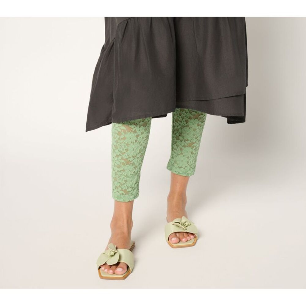 Liberare Women's Pants Sz S Lace Leggings Green A697230